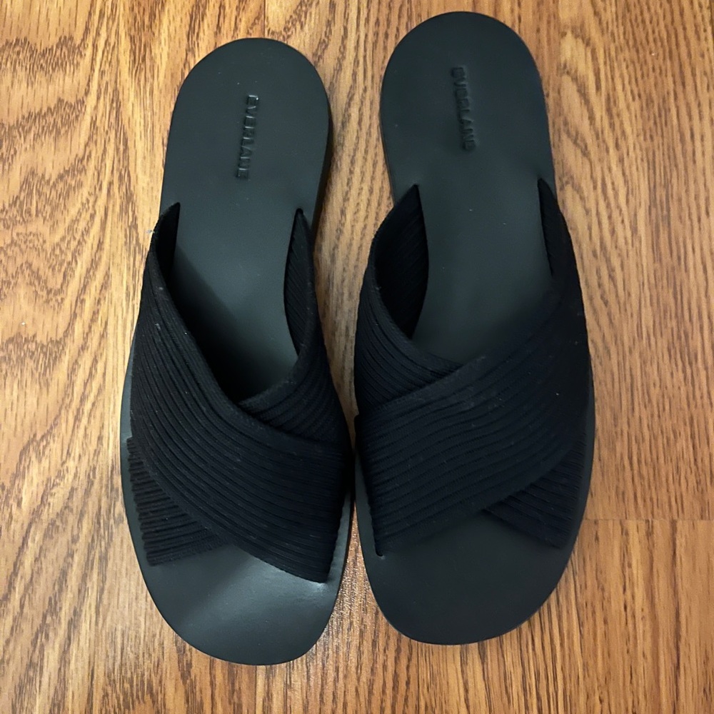 Everlane Black Slides Size 7.5